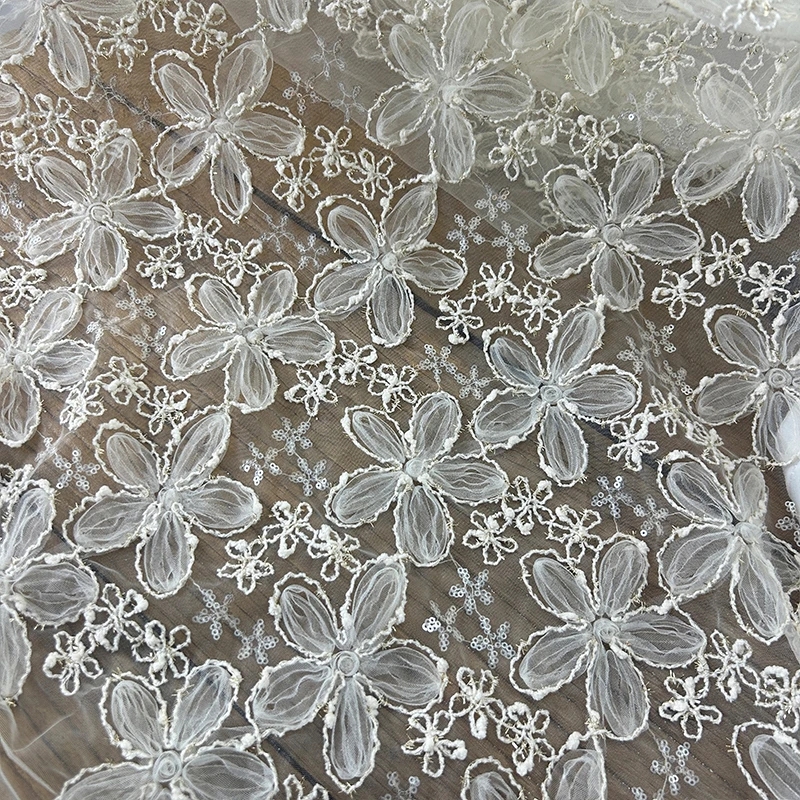 3D Embroidered Sequin Mesh Fab - Textiles Sewing Techniques recension och pris