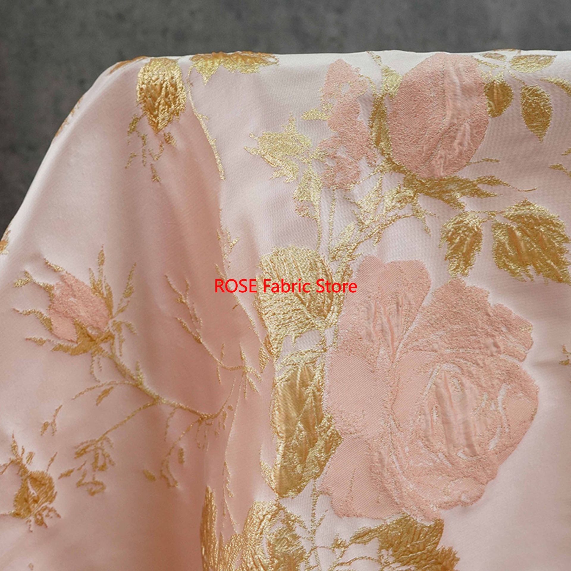 1 meter 3D Relief Gold Silk Fl - Sewing Jackets recension och pris