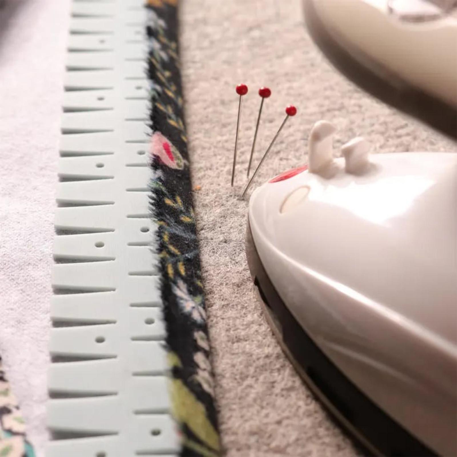 Silicone Hemming Ruler With Ma - Sewing Necessities recension och pris