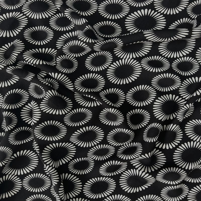 L100cm X W150cm Black Curtains - Is Sewing Textile Art recension och pris
