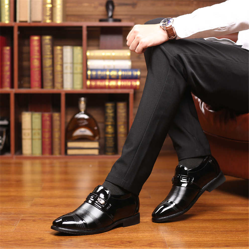 Height Up Banquette Upper Boot - Sewing Production recension och pris